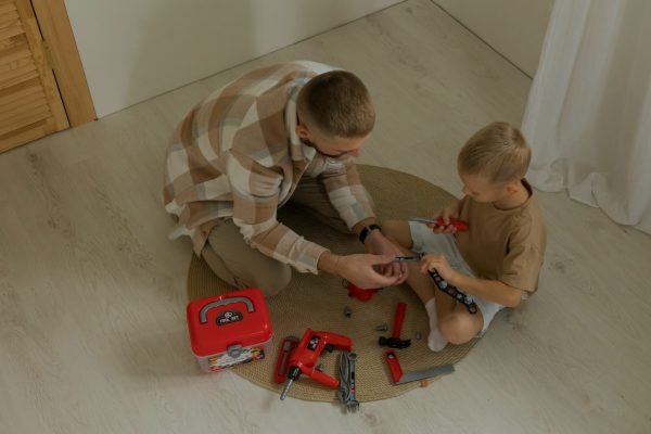 4 Ways Dads Impact Our Confidence